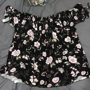 American eagle Off the shoulder floral shirt